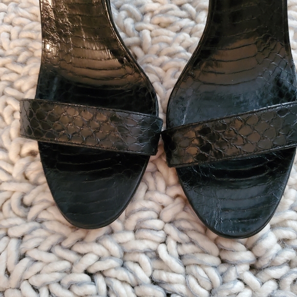 Manolo Blahnik Ankle Accent Heels - Picture 2 of 9